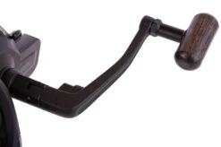 Mitchell Avocast 8000 Black Edition -TackleXpert Winkel b5410c39c36f6de7